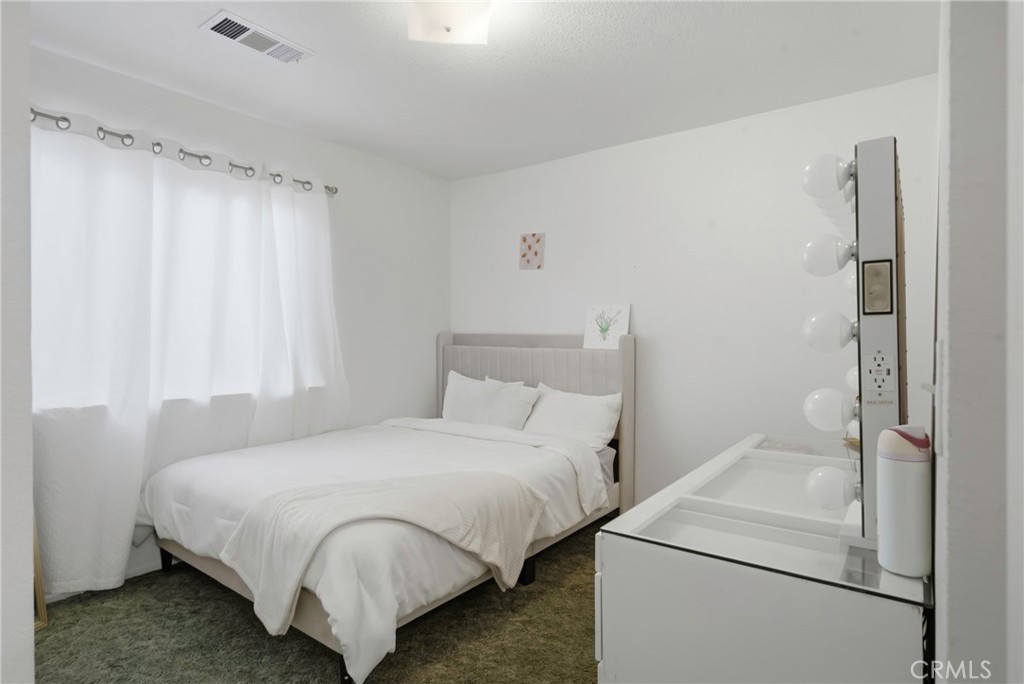 676 E Bobbi Avenue Property Photo 21