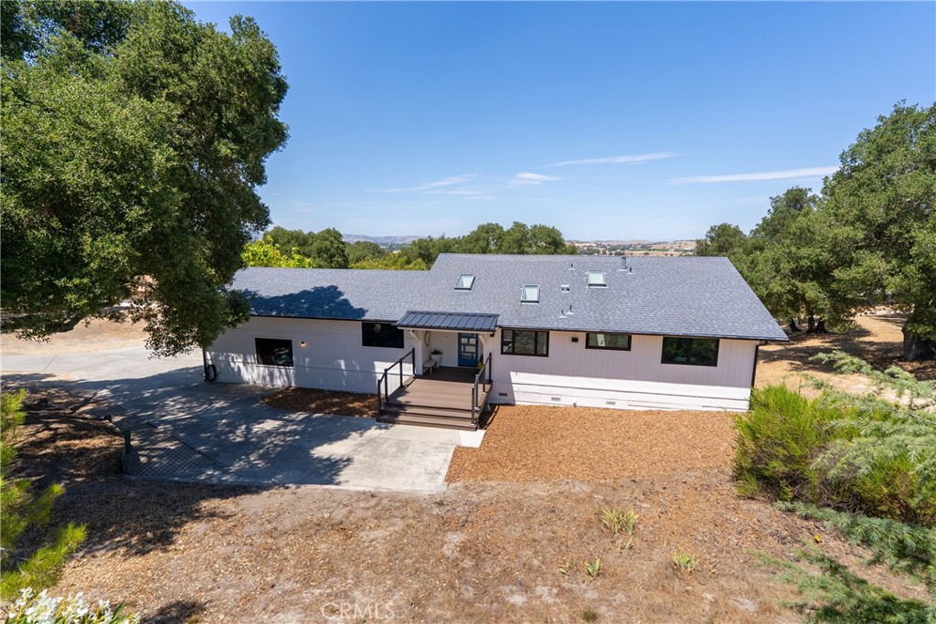 3925 Arena Property Photo 3