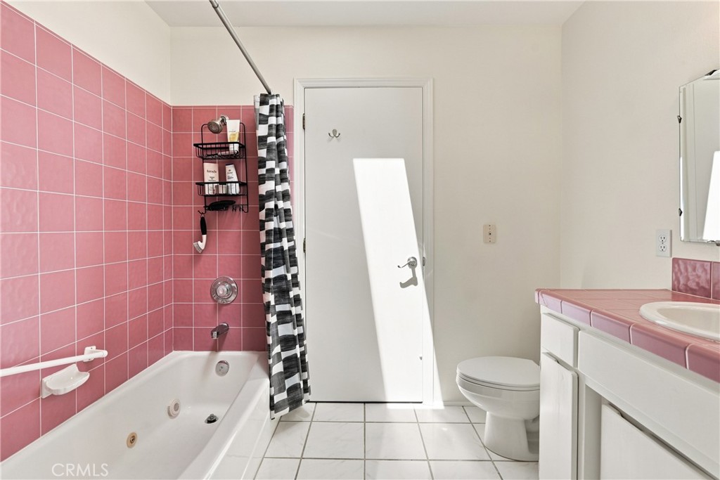 3925 Arena Property Photo 25
