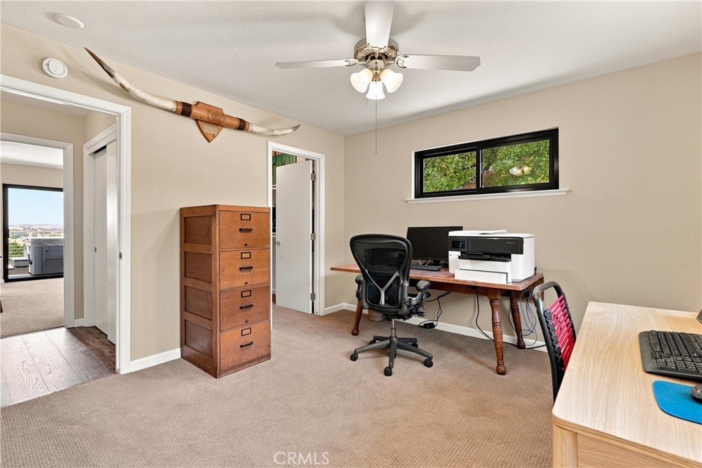 3925 Arena Property Photo 28