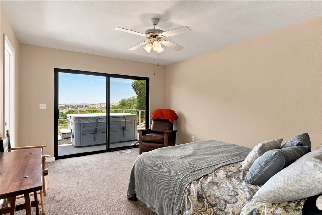 3925 Arena Property Photo 29