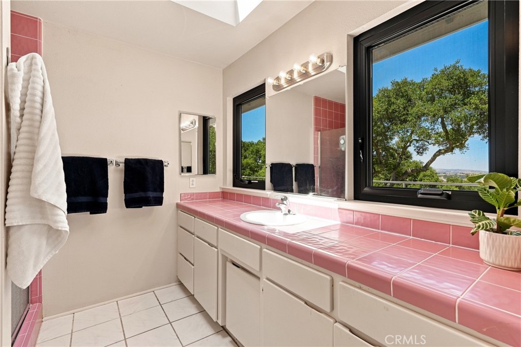 3925 Arena Property Photo 33