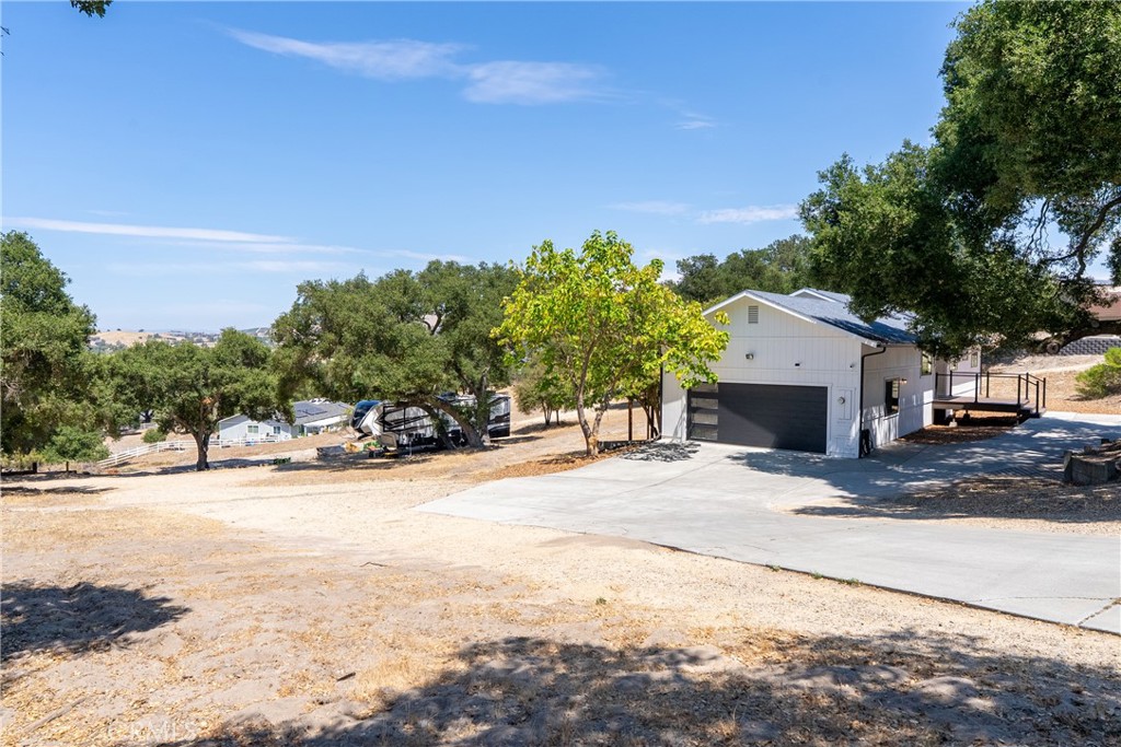 3925 Arena Property Photo 37
