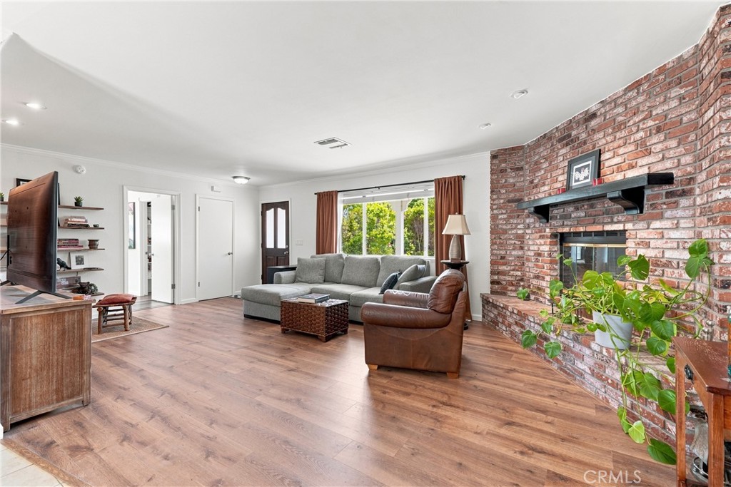 411 Palomino Lane Property Photo 4