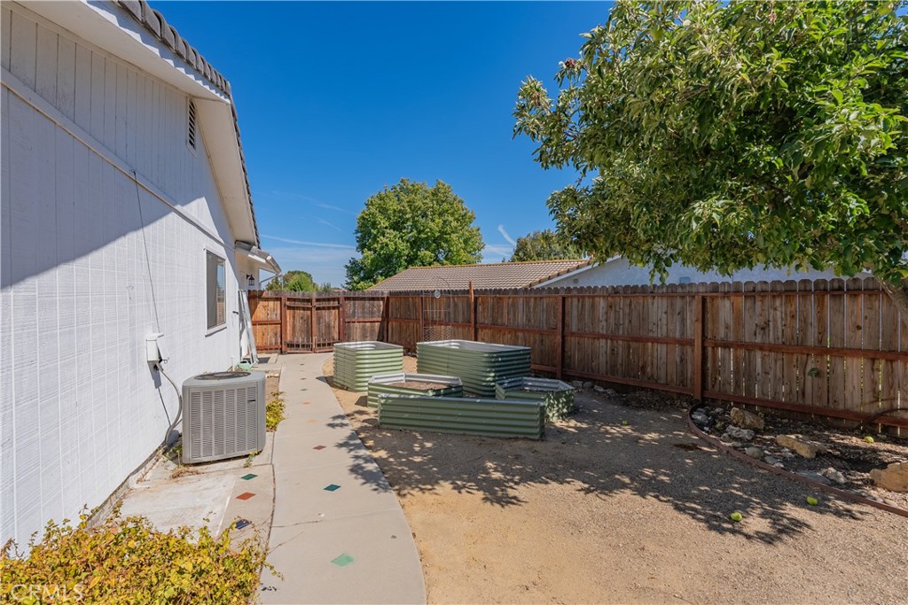 411 Palomino Lane Property Photo 33