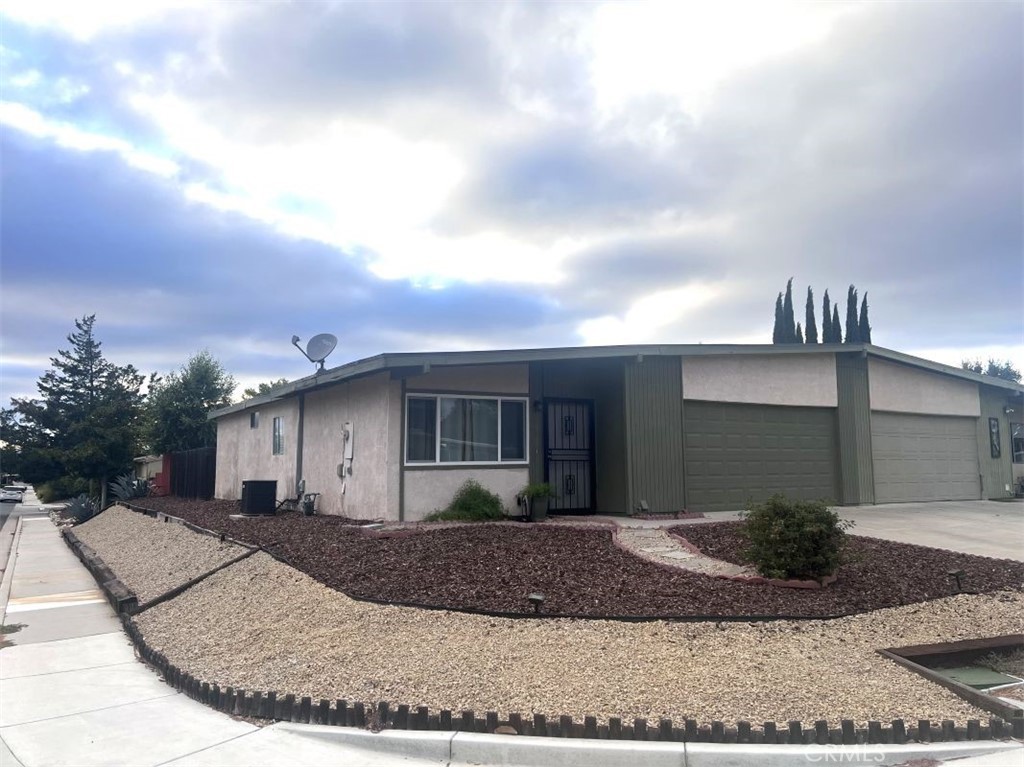 1841 Lark Ellen Drive Property Photo 1