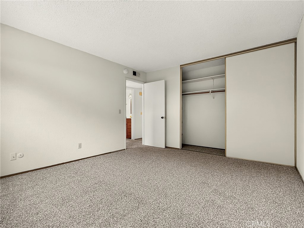 1745 Kings Property Photo 14