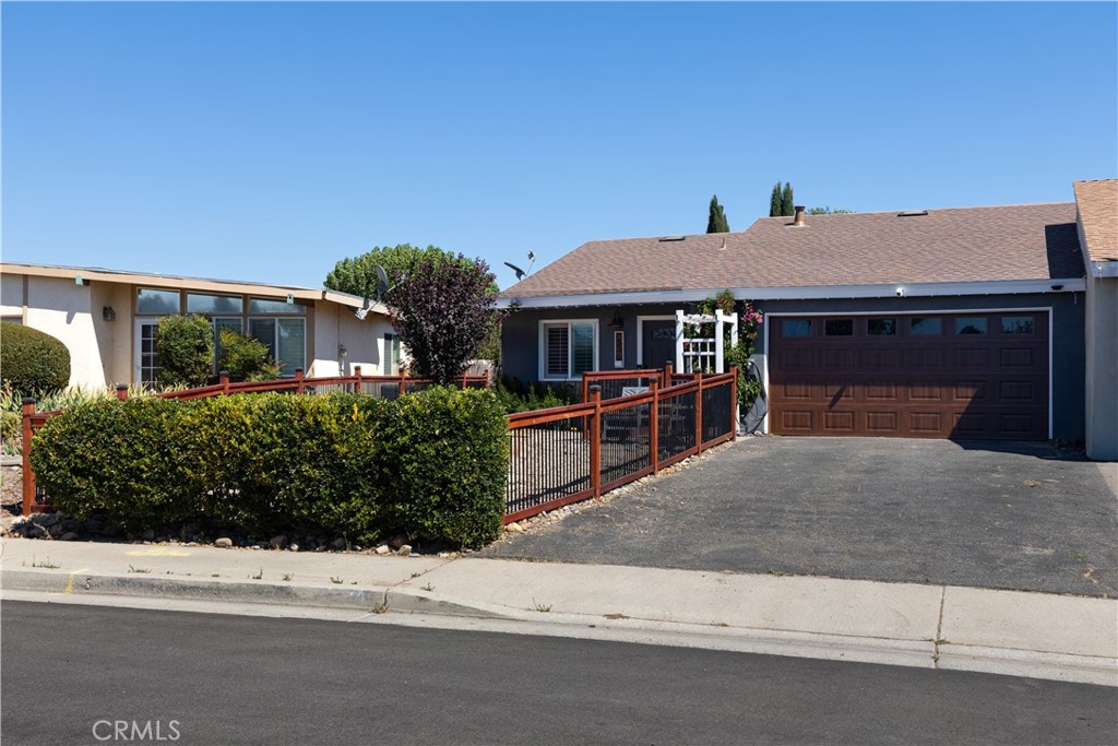 1532 Sierra Property Photo 3