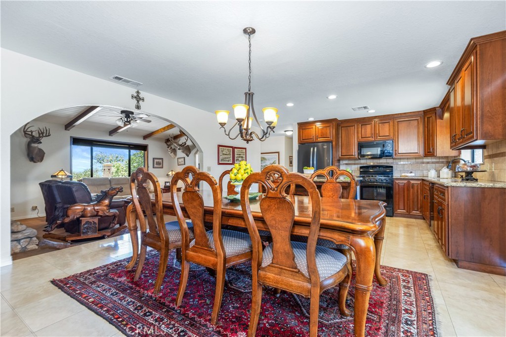 7485 Monterey Property Photo 10