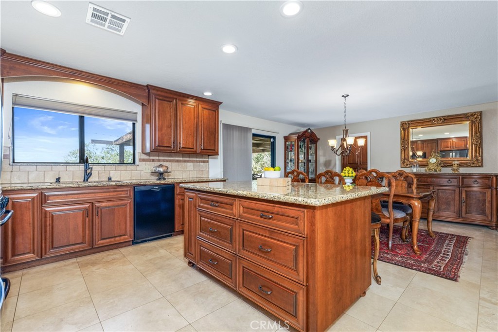 7485 Monterey Property Photo 16