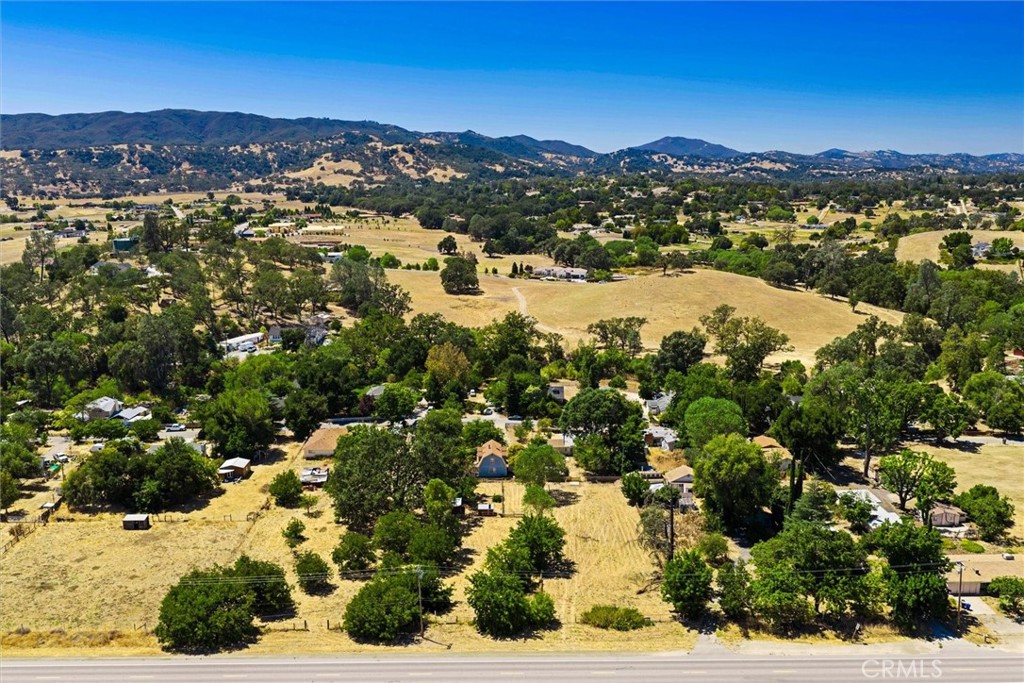 16255 Walnut Property Photo 4