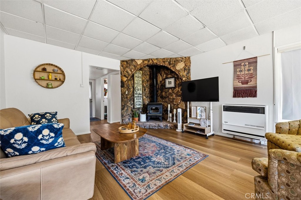 16255 Walnut Property Photo 8