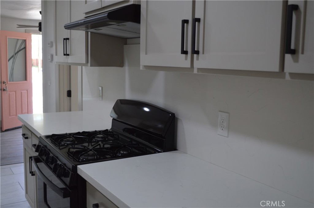 125 Toomey Property Photo 10