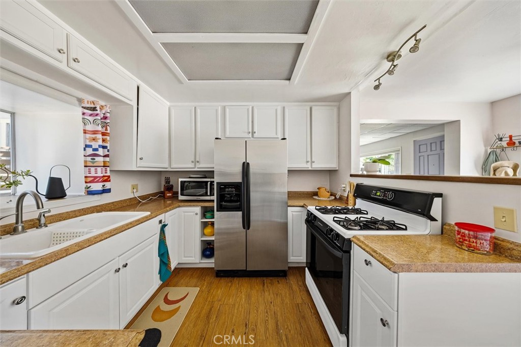 16255 Walnut Property Photo 15