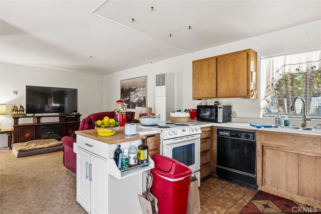 16255 Walnut Property Photo 39