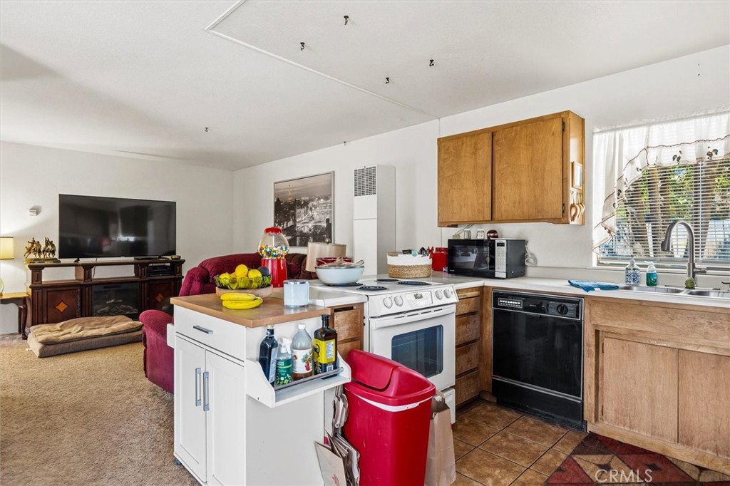 16255 Walnut Property Photo 39