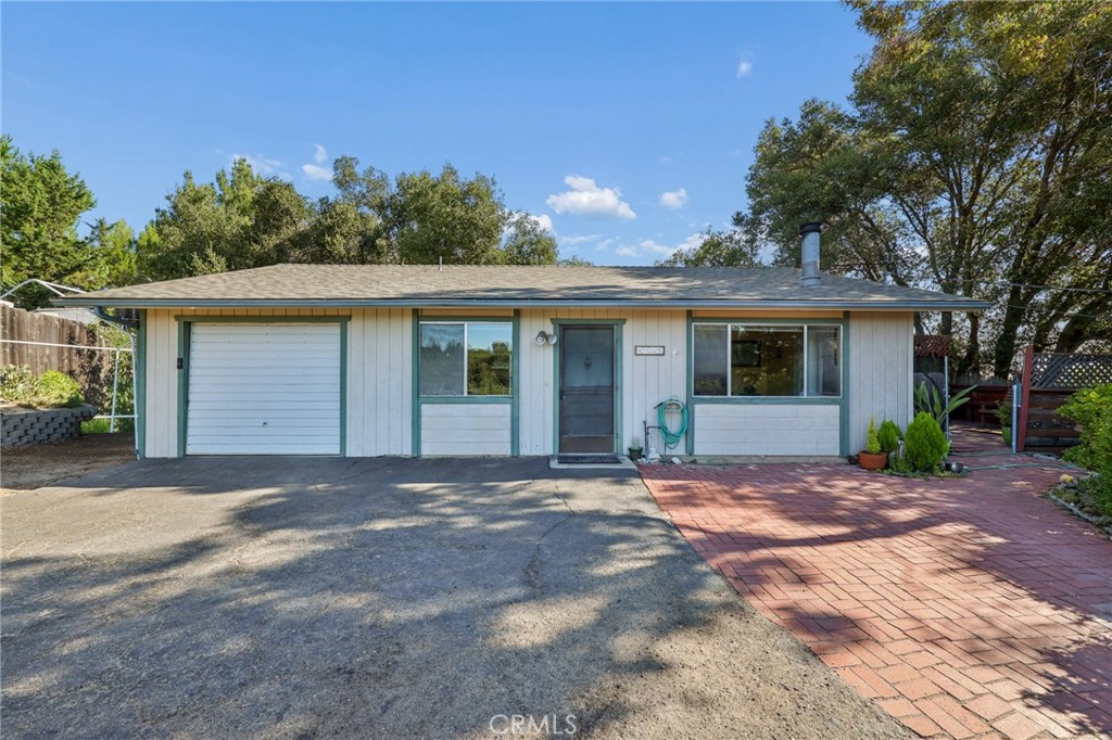 4565 Arena Property Photo 1
