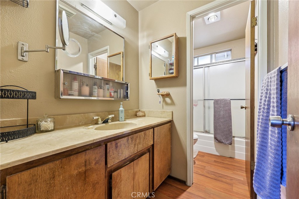 4565 Arena Property Photo 14