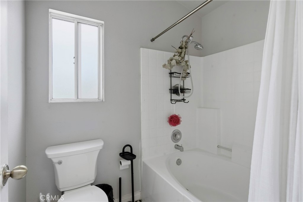 22311 Cardiff Property Photo 36