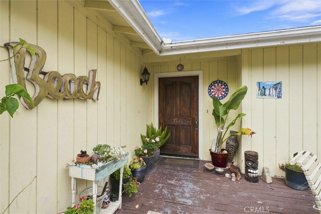 2481 Nutmeg Avenue Property Photo 4