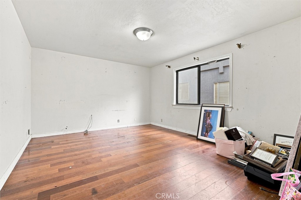 2481 Nutmeg Avenue Property Photo 7