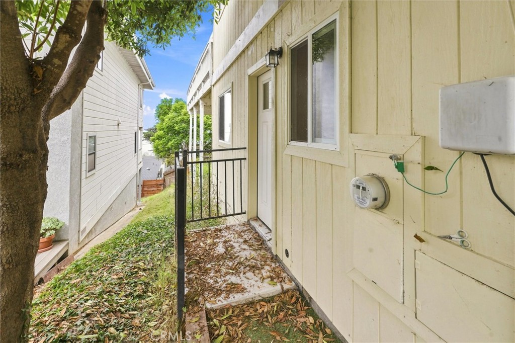 2481 Nutmeg Avenue Property Photo 27