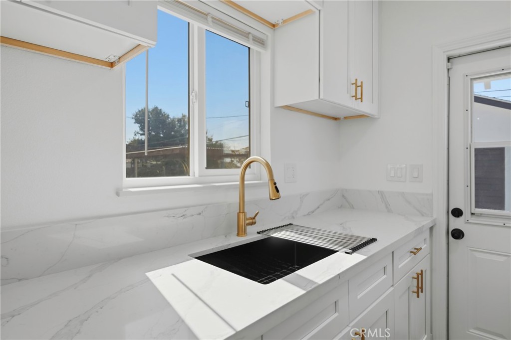610 Arvin Property Photo 10