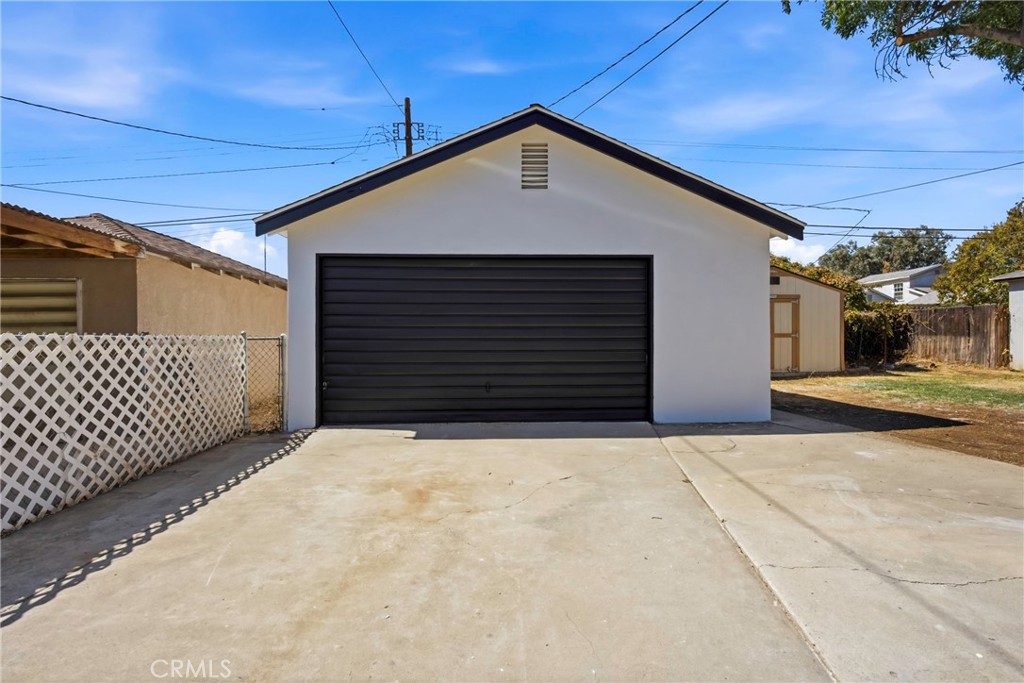 610 Arvin Property Photo 21