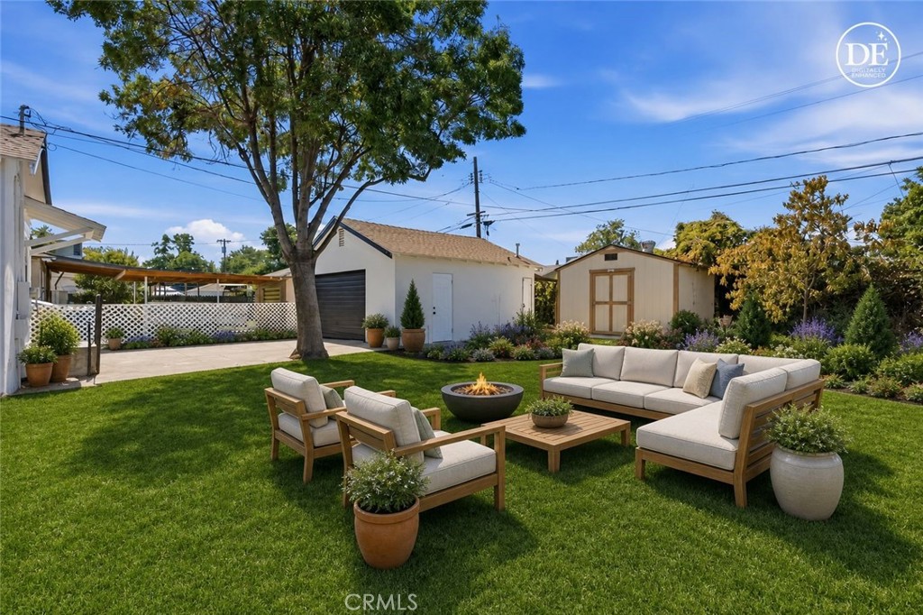 610 Arvin Property Photo 22