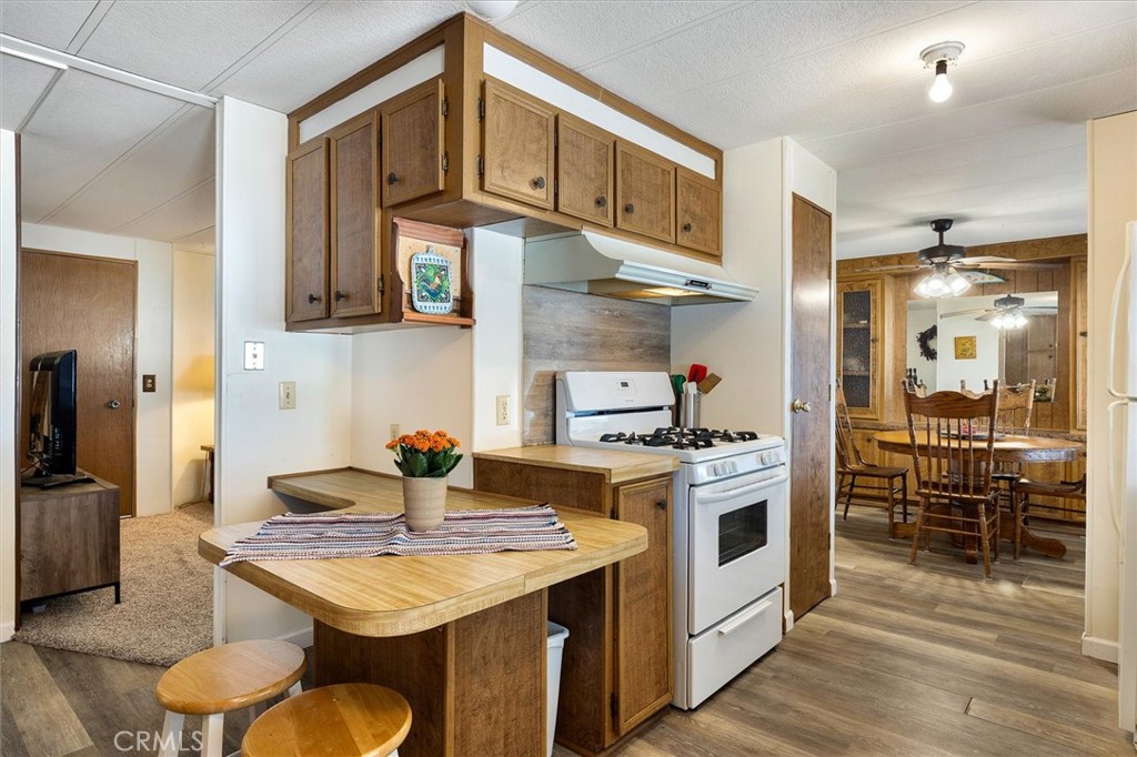 4440 Moccasin Property Photo 6