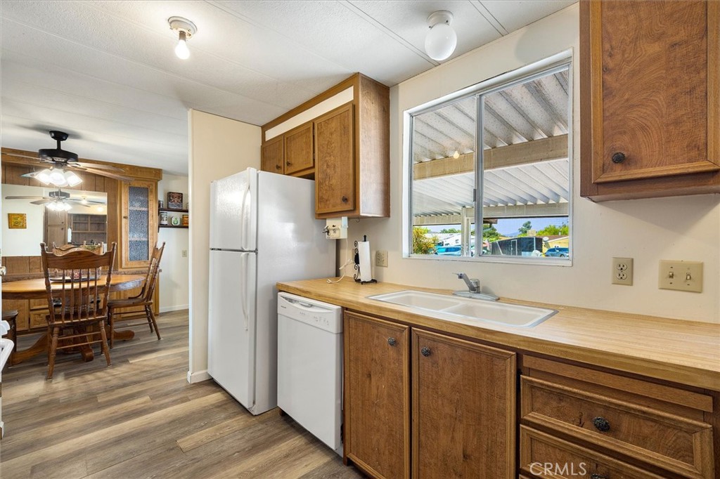 4440 Moccasin Property Photo 7