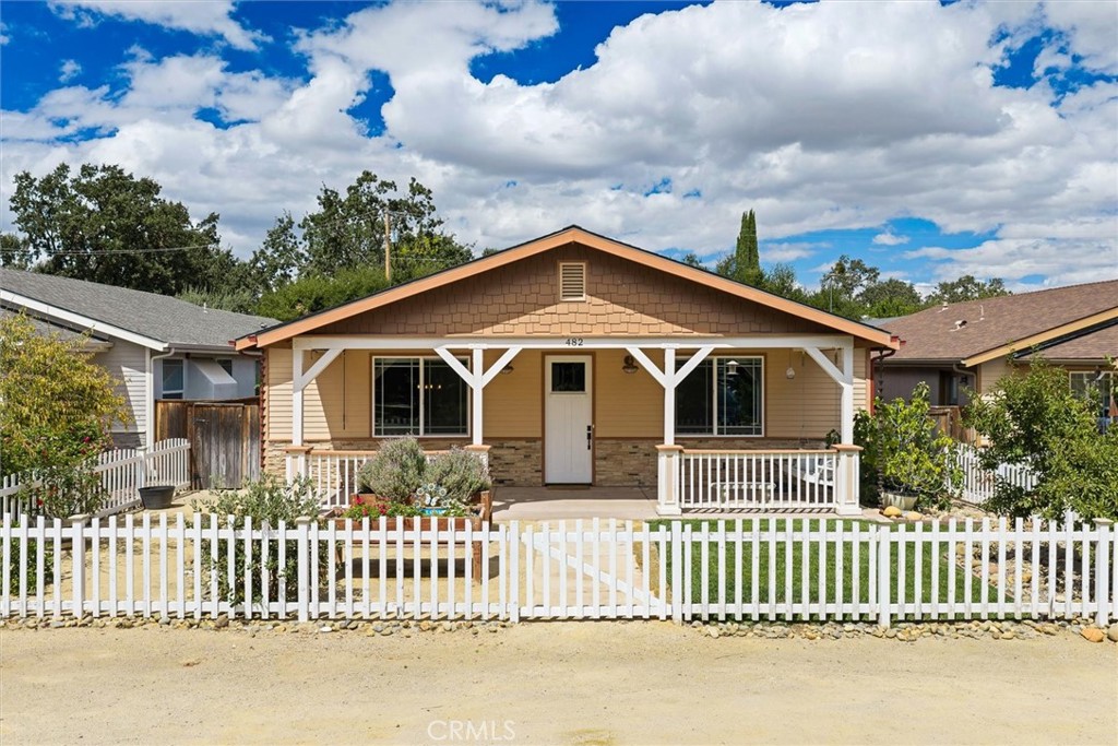 482 Cayucos Avenue Property Photo 1
