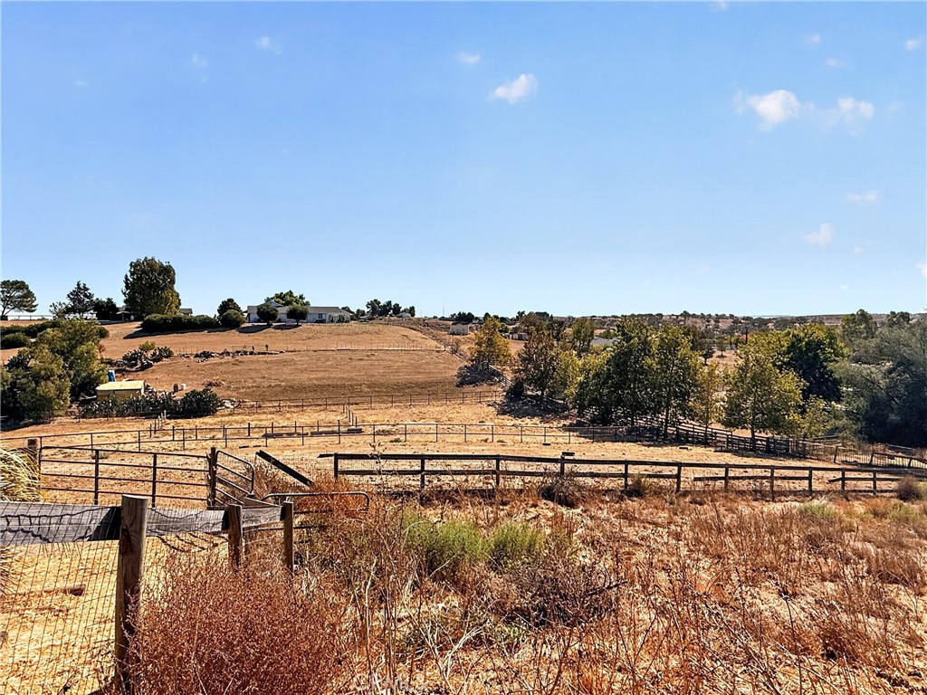 5642 Prancing Deer Property Photo 38