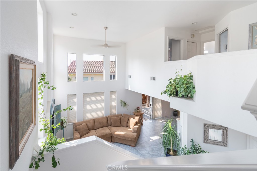 112 Encanto Property Photo 4