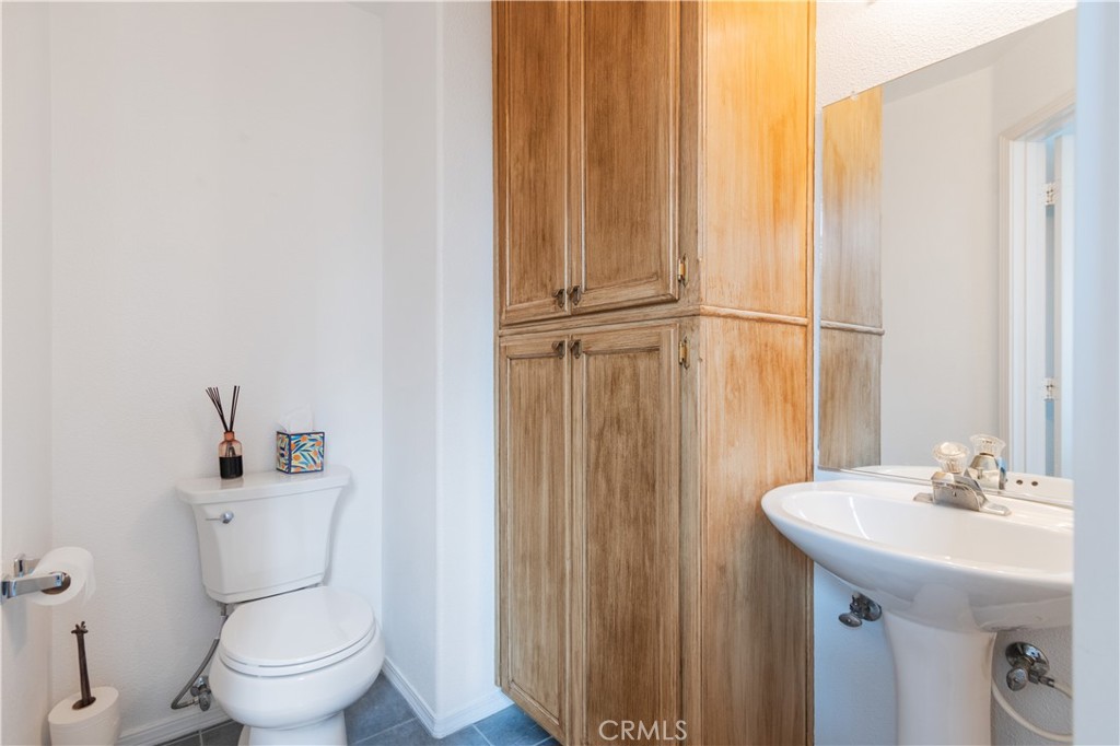 112 Encanto Property Photo 8