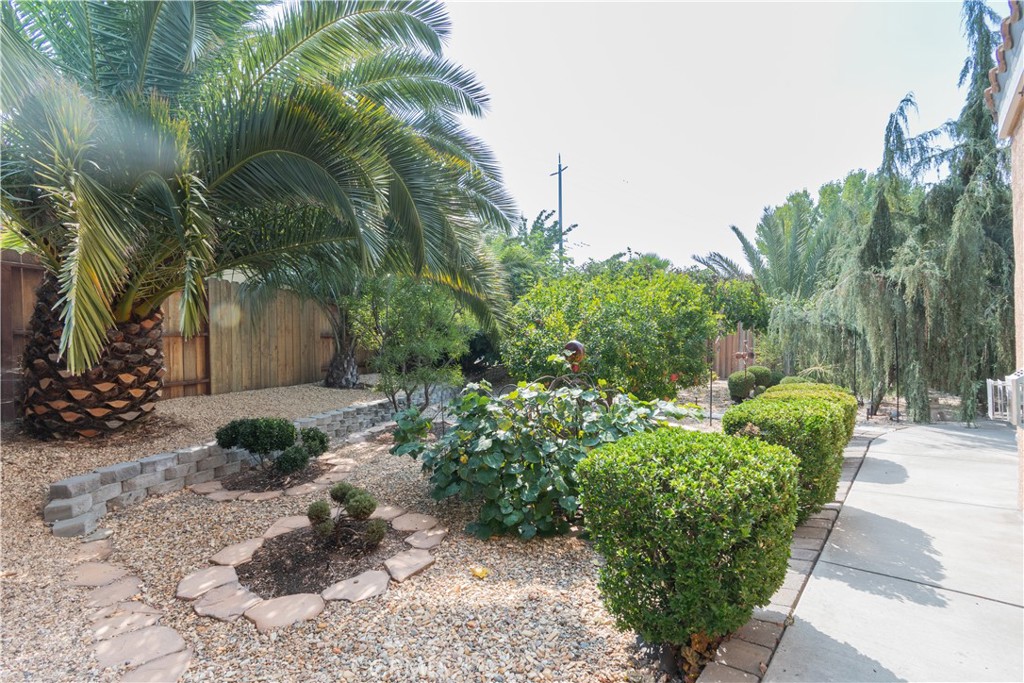 112 Encanto Property Photo 15