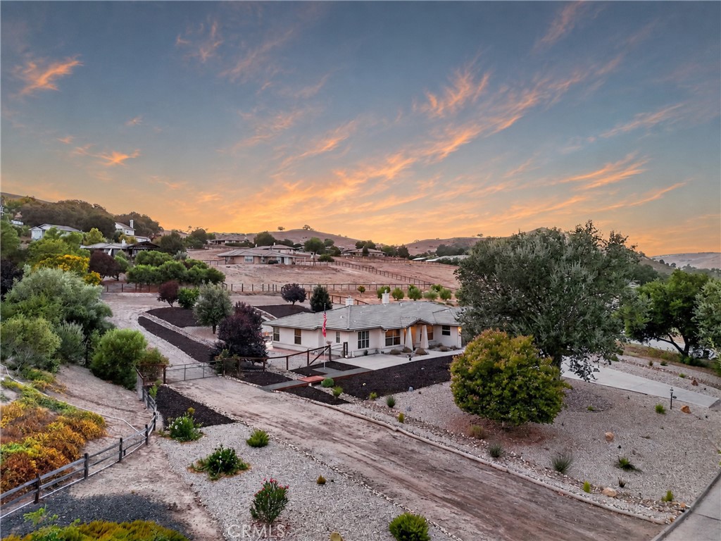 9947 Flyrod Property Photo 1