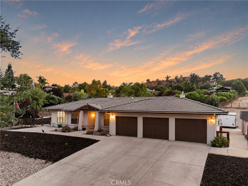 9947 Flyrod Property Photo 3
