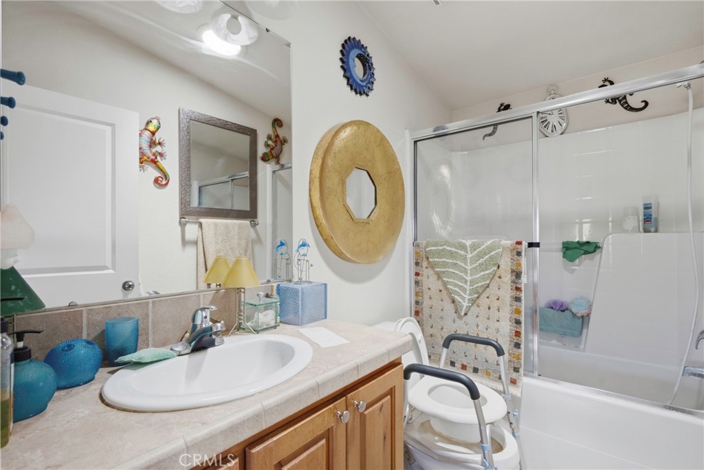 3743 Brooks Property Photo 28