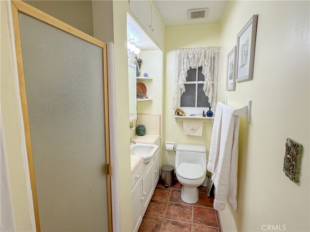 1653 Olive Street Property Photo 18