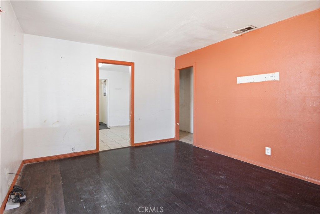 1420 K Property Photo 5