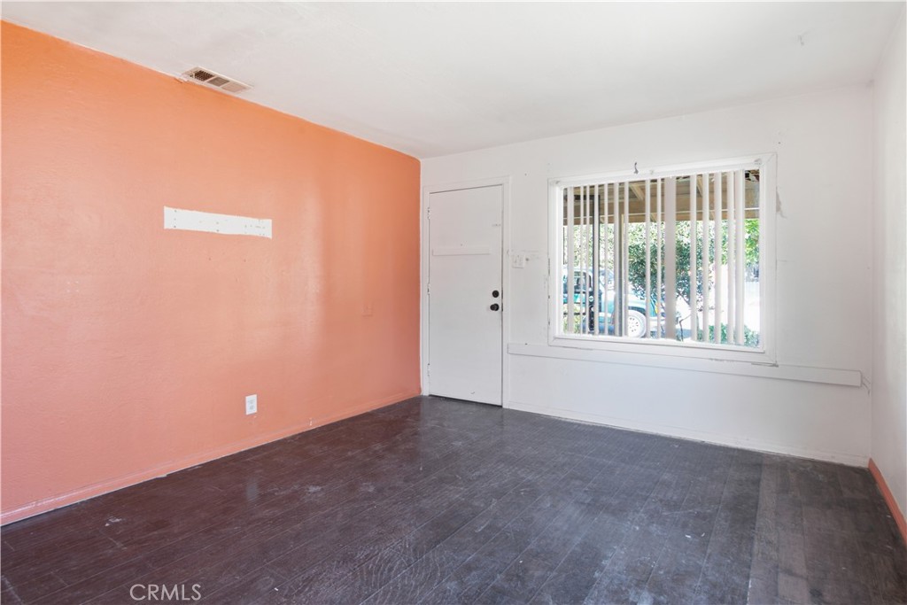 1420 K Property Photo 6