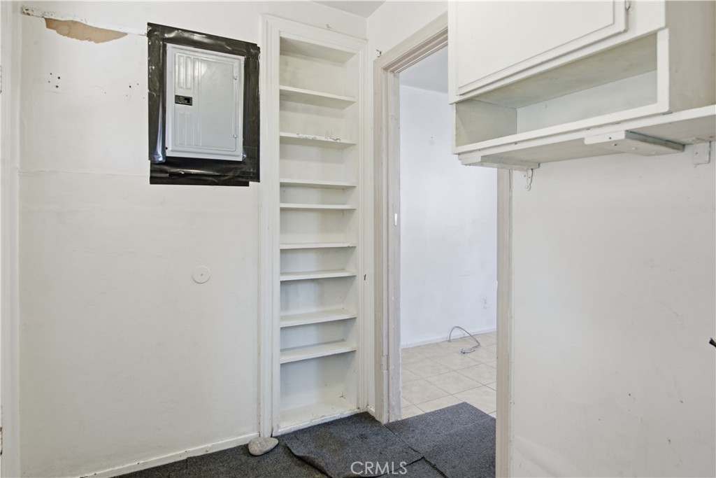 1420 K Property Photo 11