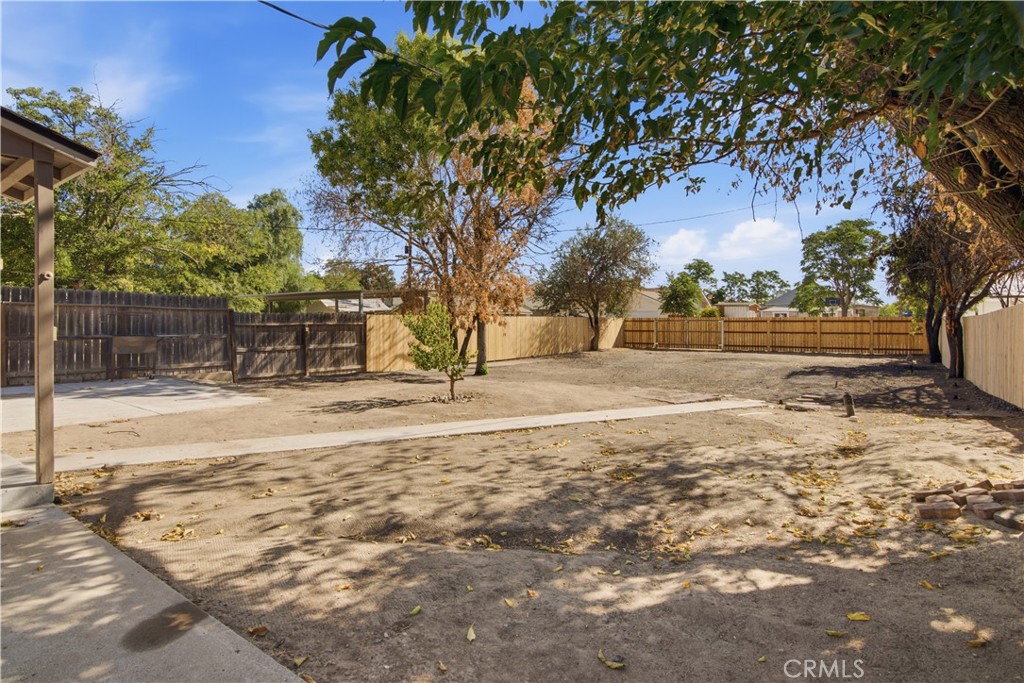 1420 K Property Photo 17