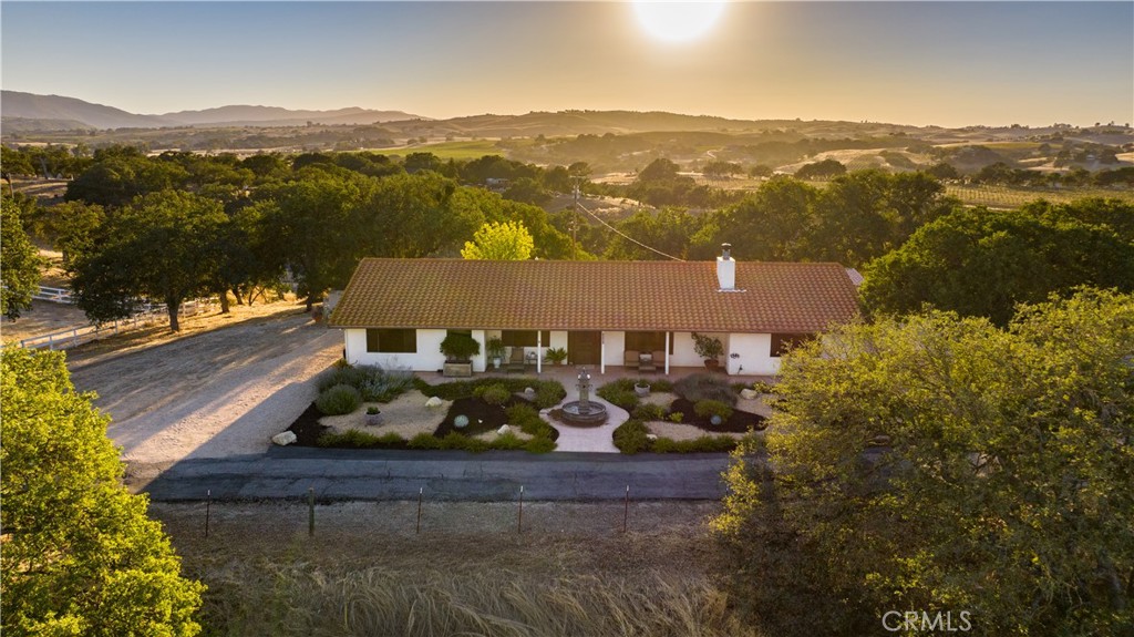 7485 Monterey Property Photo 3