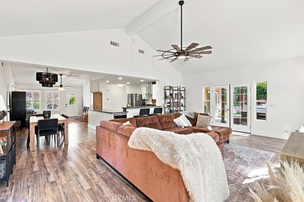 55 Honey Way Property Photo 7