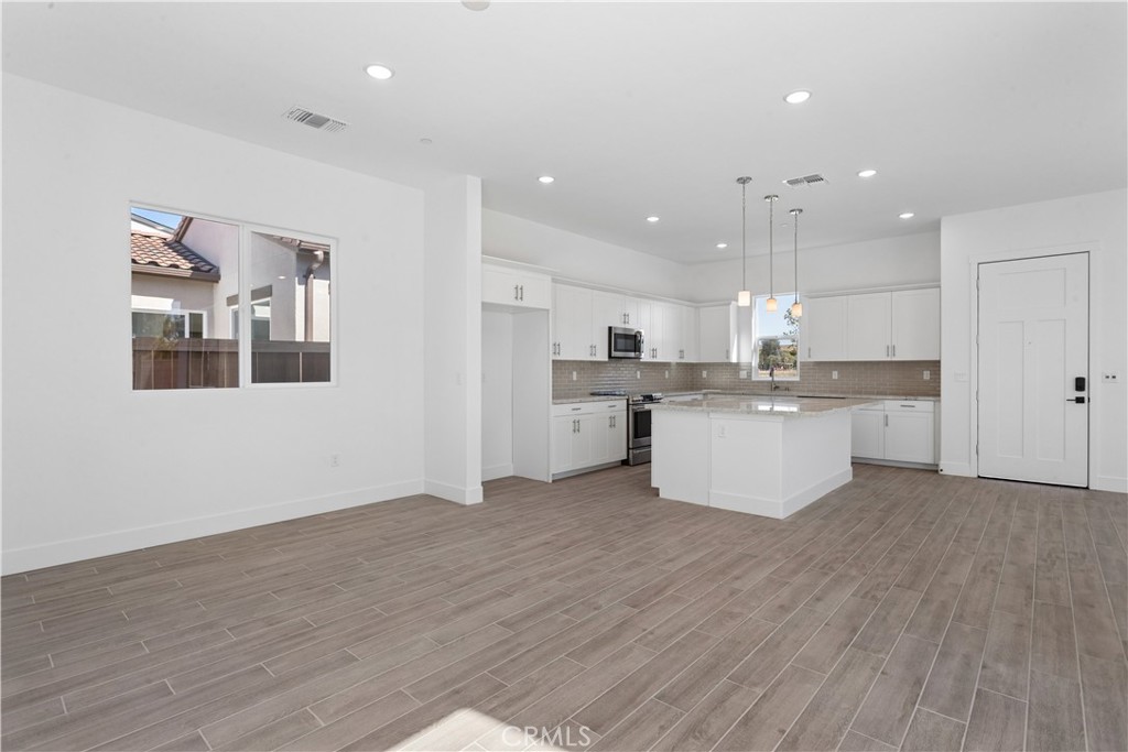 1205 Jaden Lane Property Photo 6
