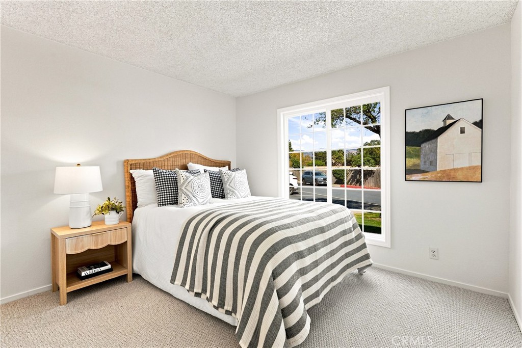 26 Los Palos Drive Property Photo 17