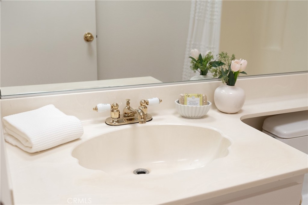 26 Los Palos Drive Property Photo 24