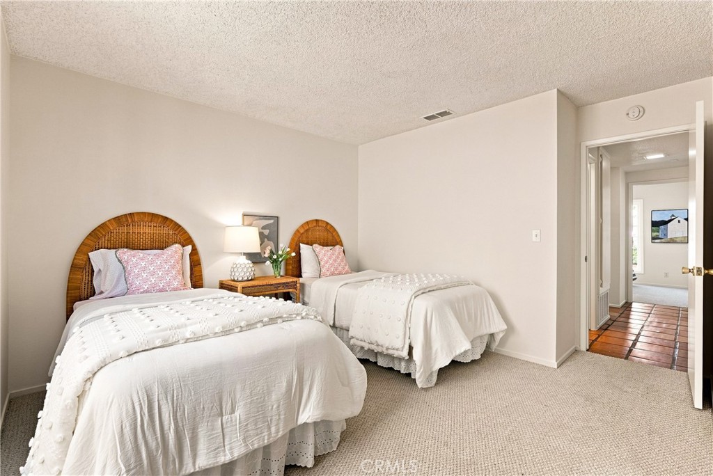 26 Los Palos Drive Property Photo 27
